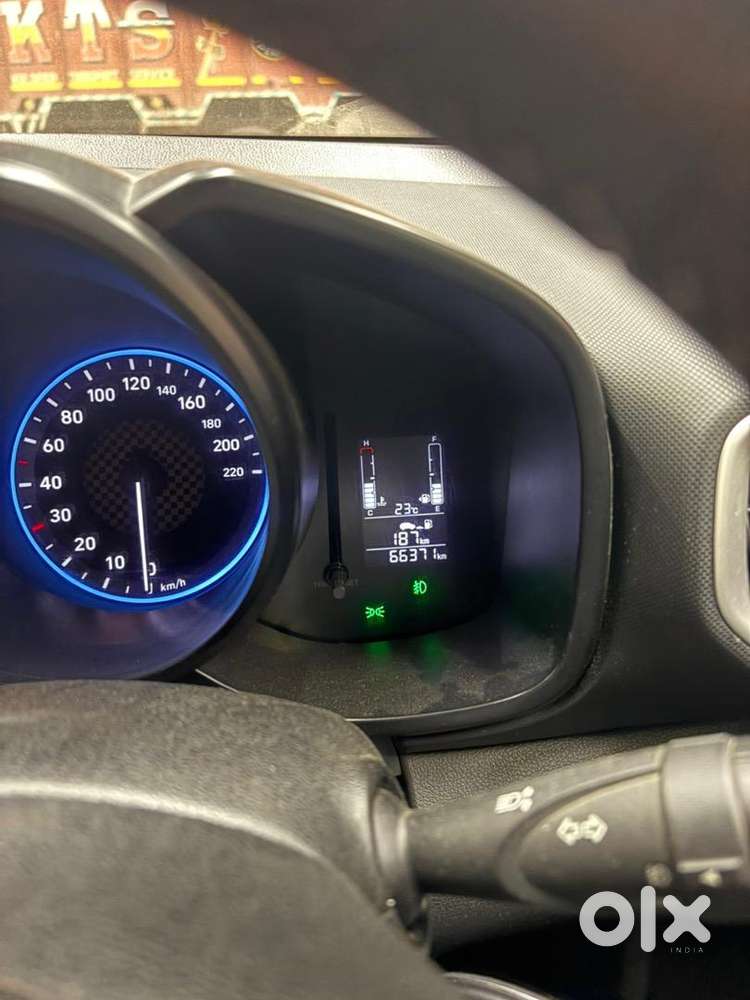 Hyundai Venue 2022 Petrol Good Condition