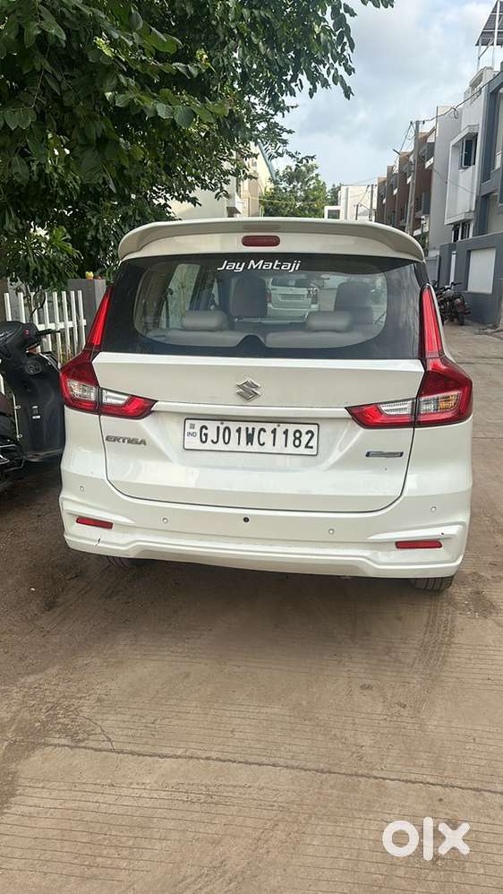 Maruti Suzuki Ertiga Petrol 2021