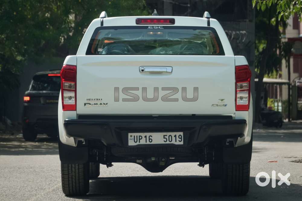 Isuzu V-cross Z 4x4 Mt, 2026, Diesel
