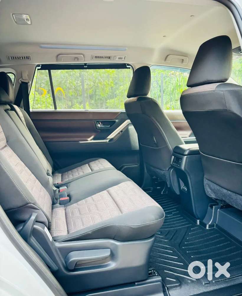 Toyota Innova Hycross, 2026, Petrol