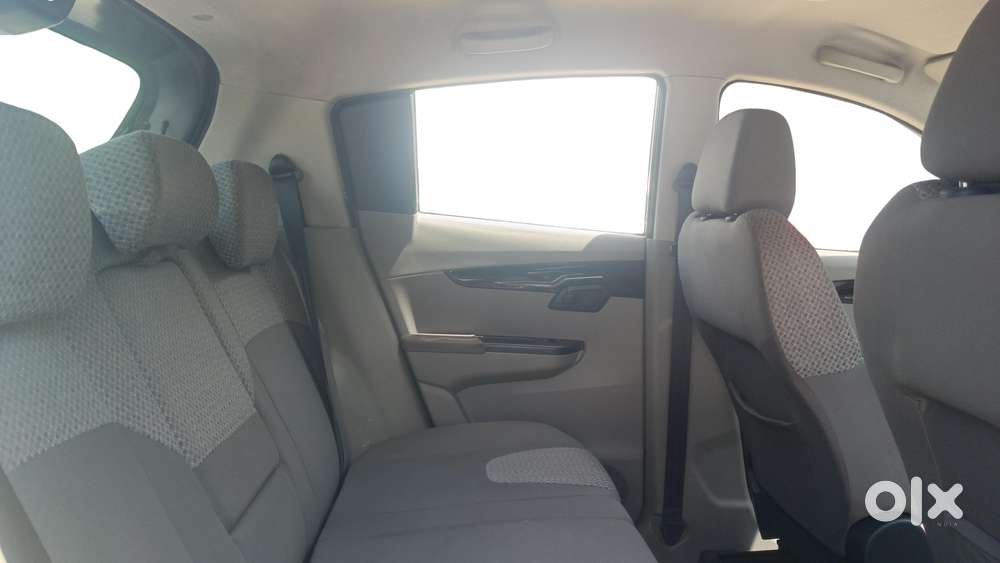 Mahindra Kuv 100 Mfalcon G80 K6 5str, 2016, Petrol