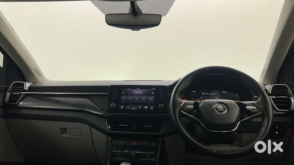 Skoda Kushaq Style 1.0l Tsi Mt, 2023, Petrol