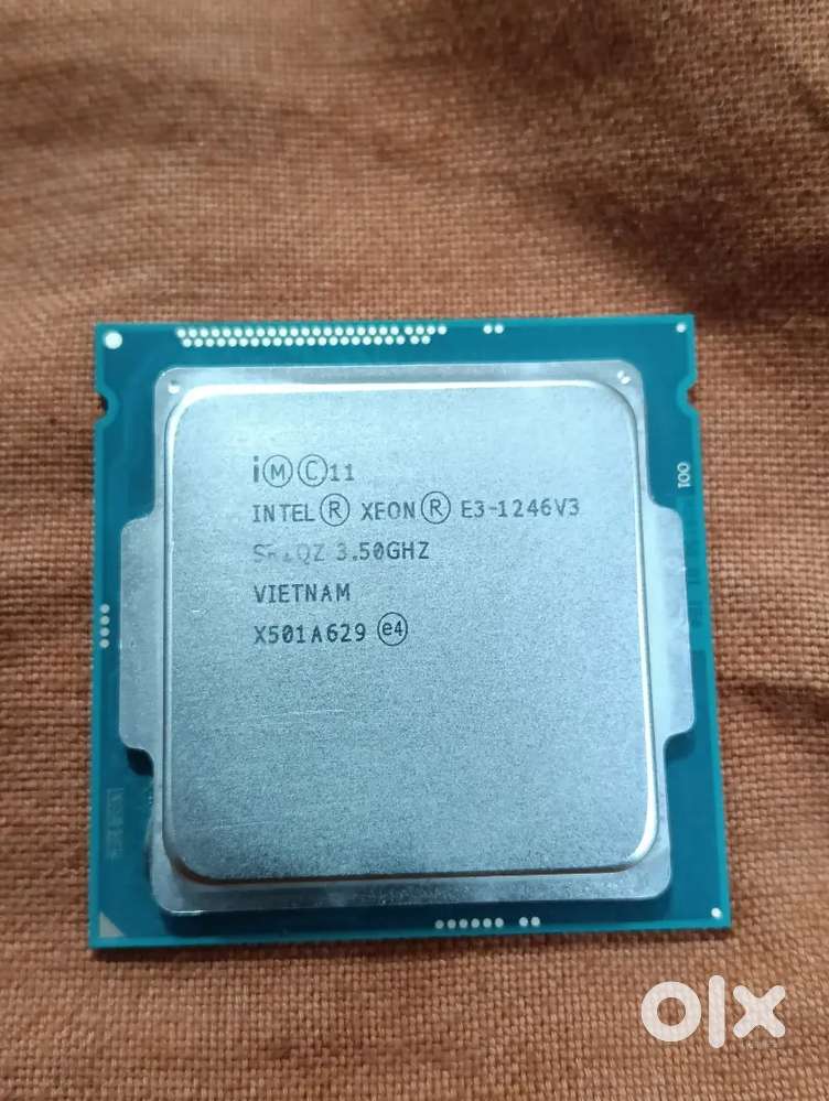 Intel xeon E3-1246V3 processor perfect working and new looking conditi
