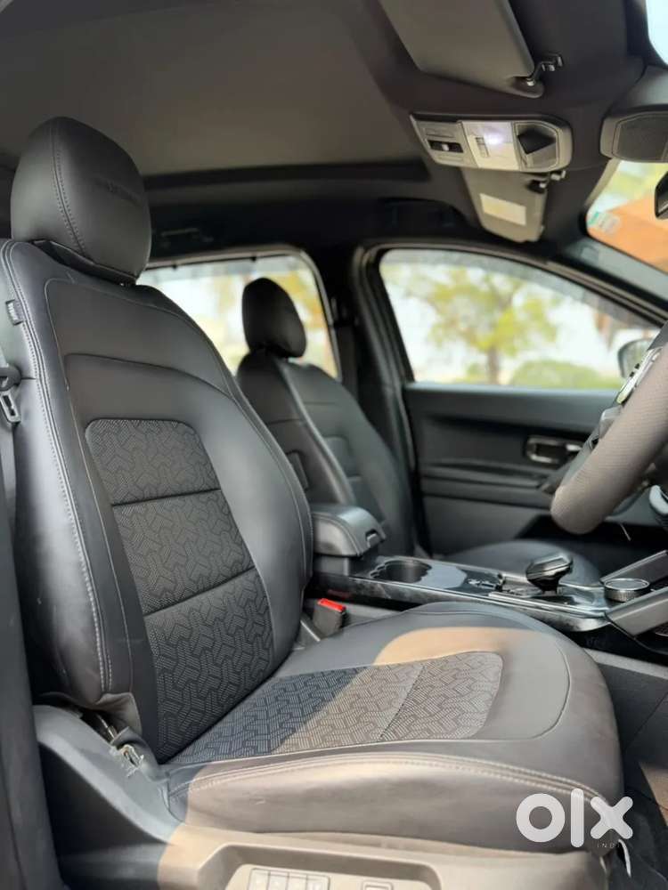 Tata Safari, 2023, Diesel