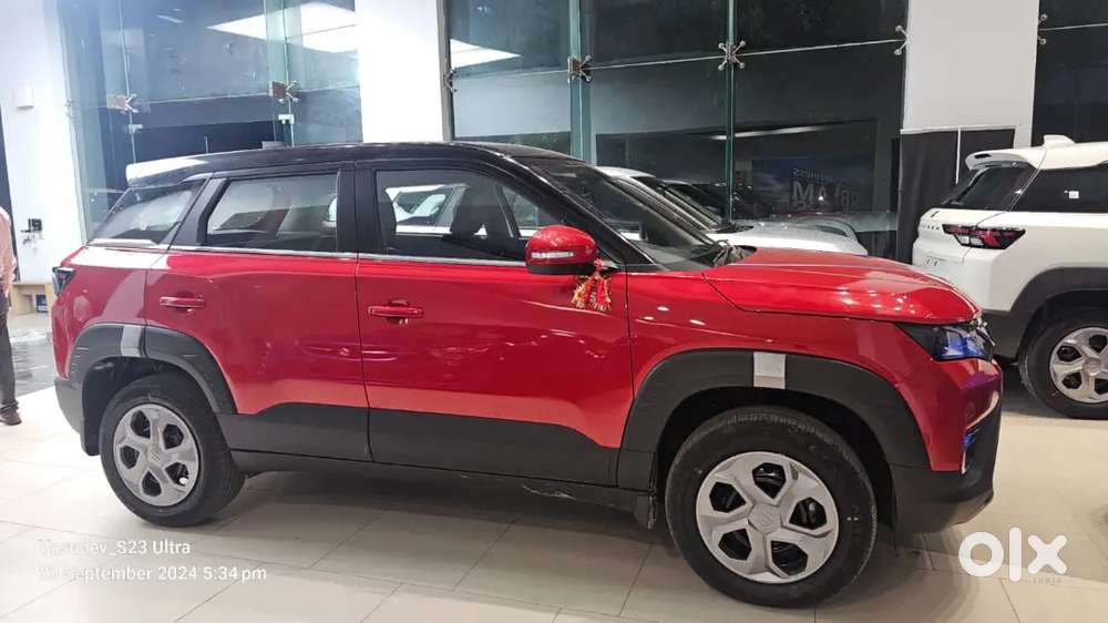 Maruti Brezza (dual Tone)