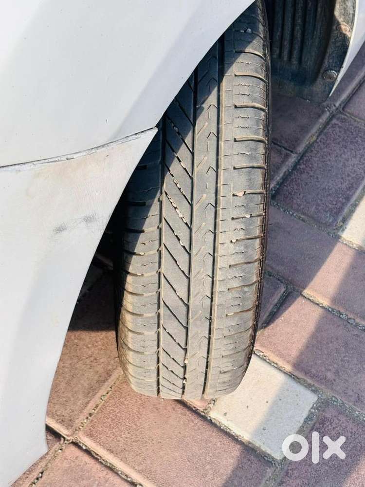 Hyundai Petrol Manual 2011
