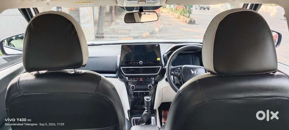 Mahindra Xuv 3xo Ax5 Pm Mt, 2025, Petrol