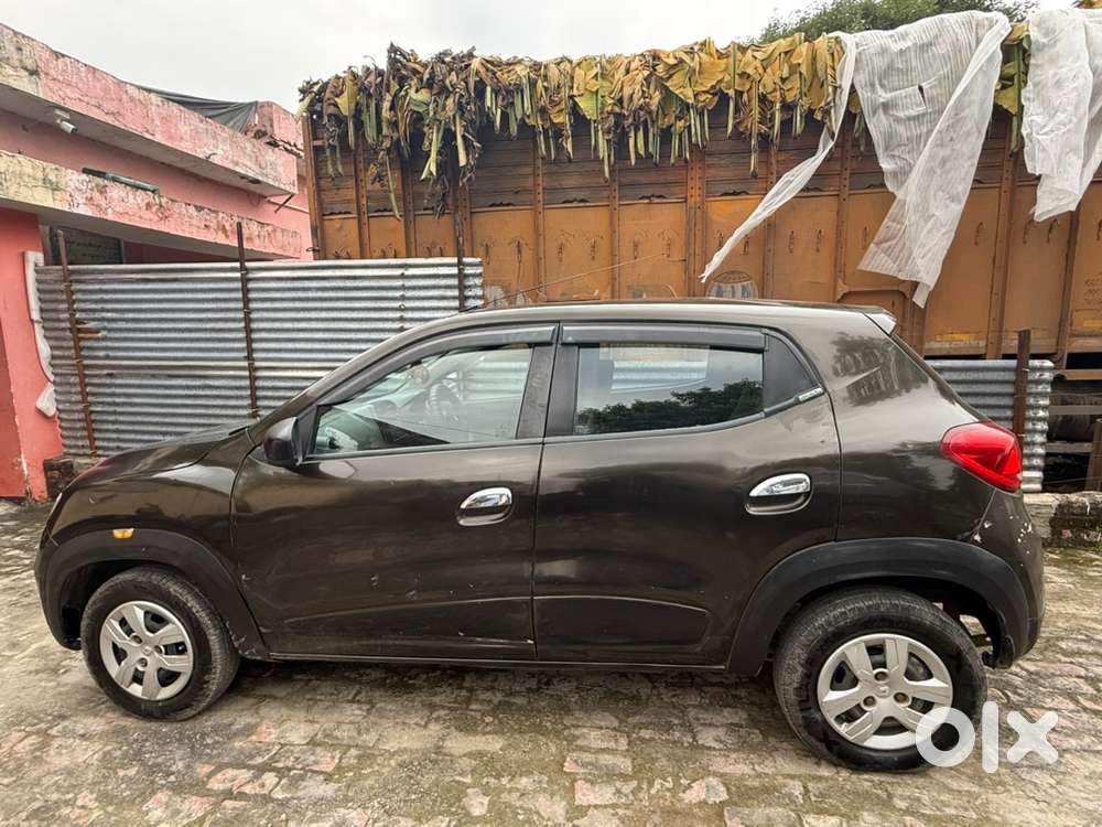 Urgent Sale Renault Kwid Petrol Well Maintained