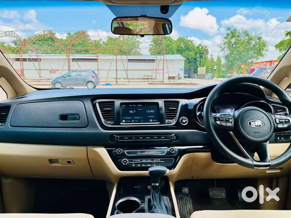 Kia Carnival Prestige, 2021, Diesel