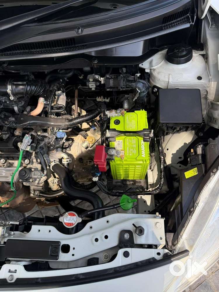 Maruti Suzuki Swift 2022 Petrol 75000 Km Driven