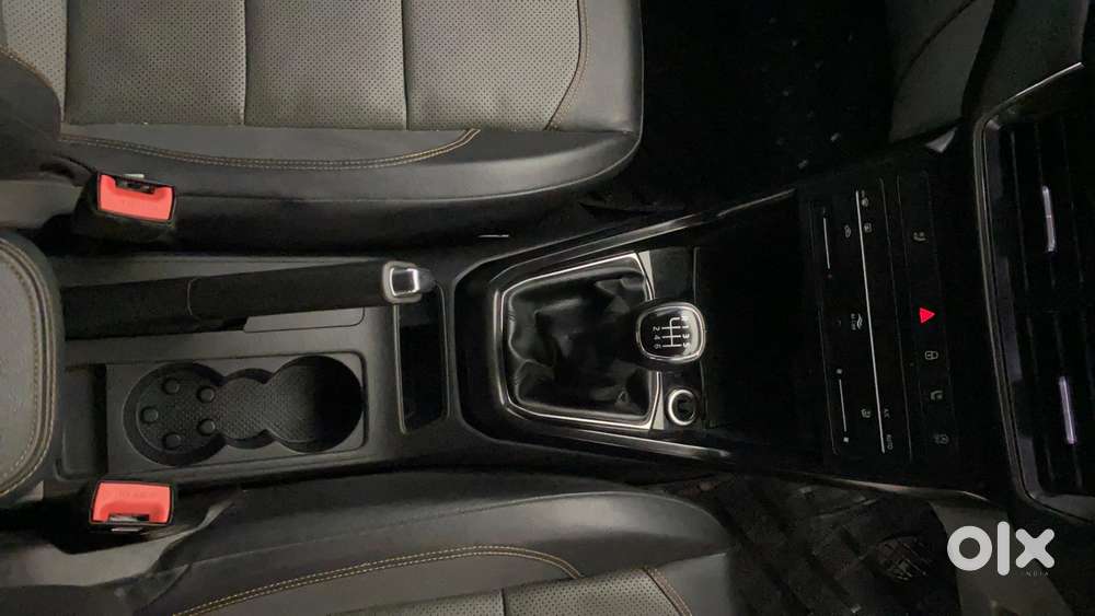 Skoda Kushaq 1.0 Tsi Style, 2023, Petrol