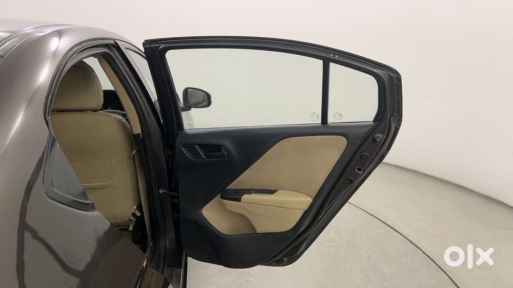 Honda City I-vtec Sv, 2015, Petrol