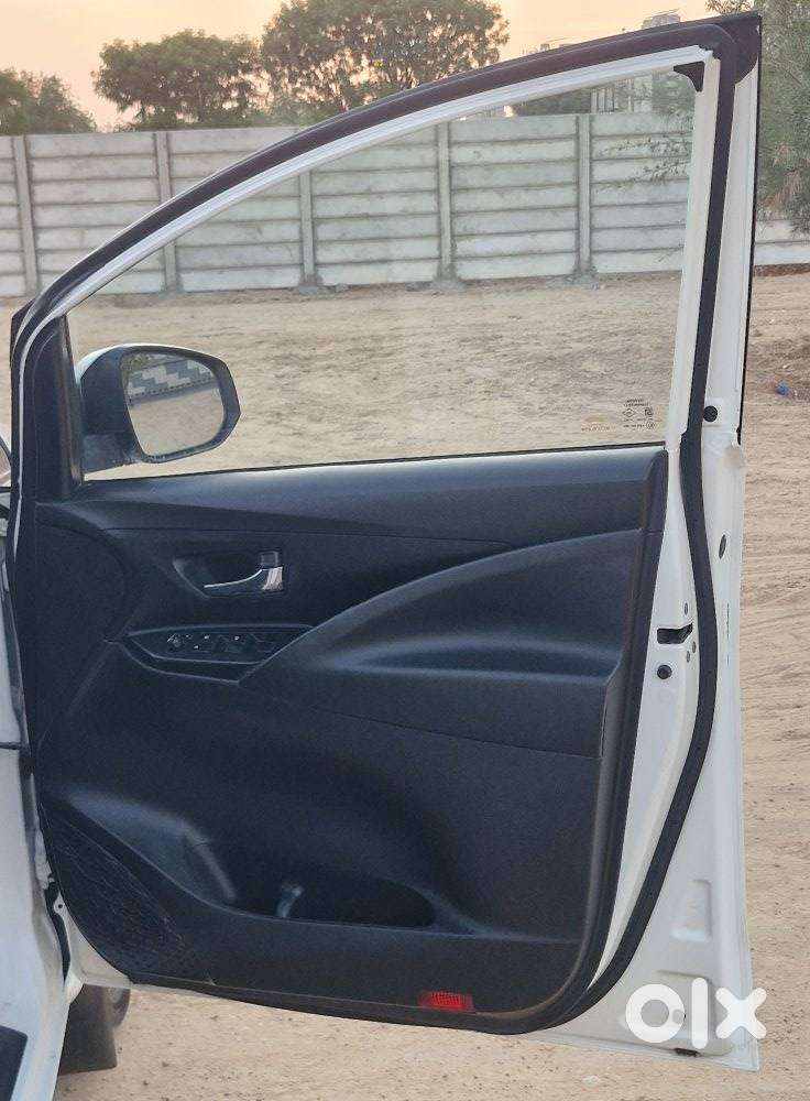 Toyota Innova Crysta 2.4 Gx Mt 8s, 2019, Diesel