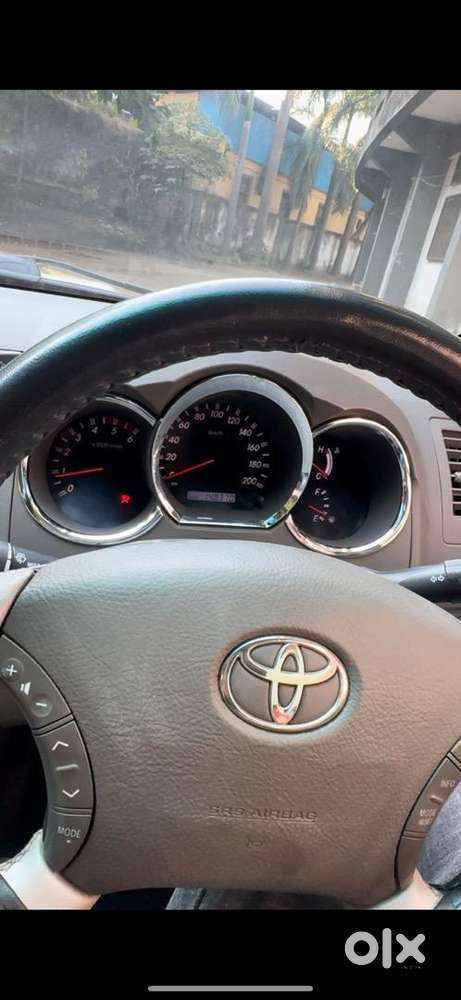 Toyota Fortuner 2011 Diesel Well Maintained