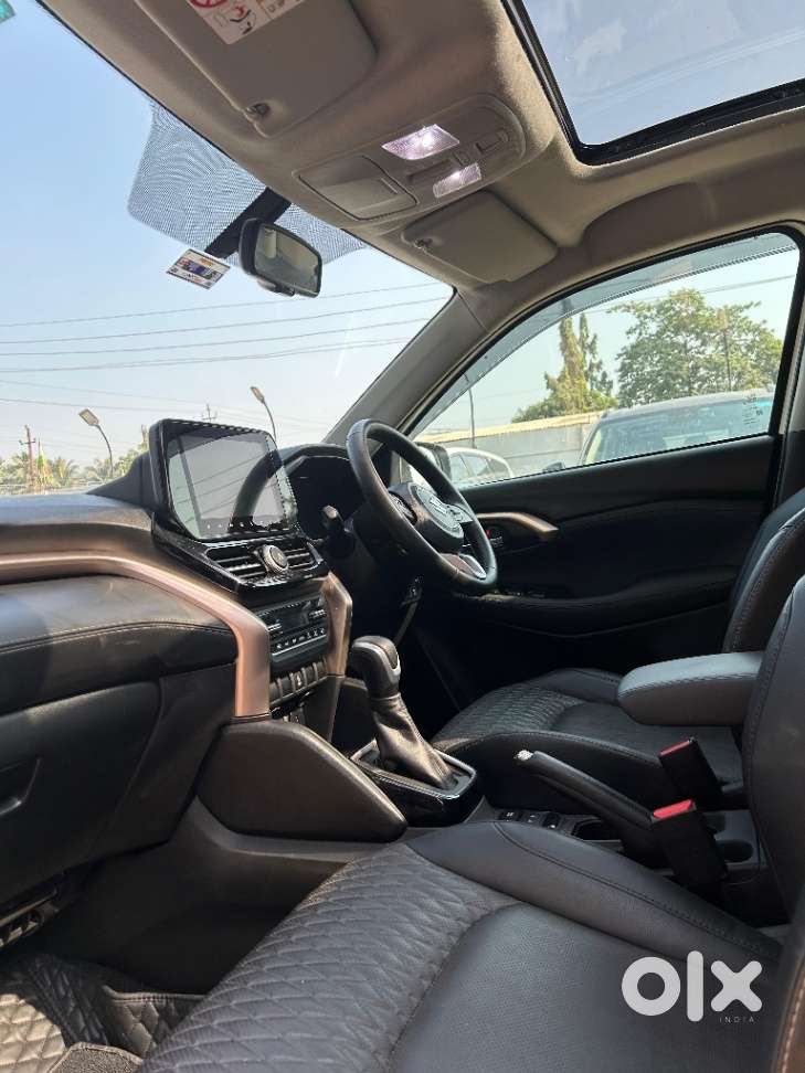 Maruti Suzuki Grand Vitara, 2024, Petrol