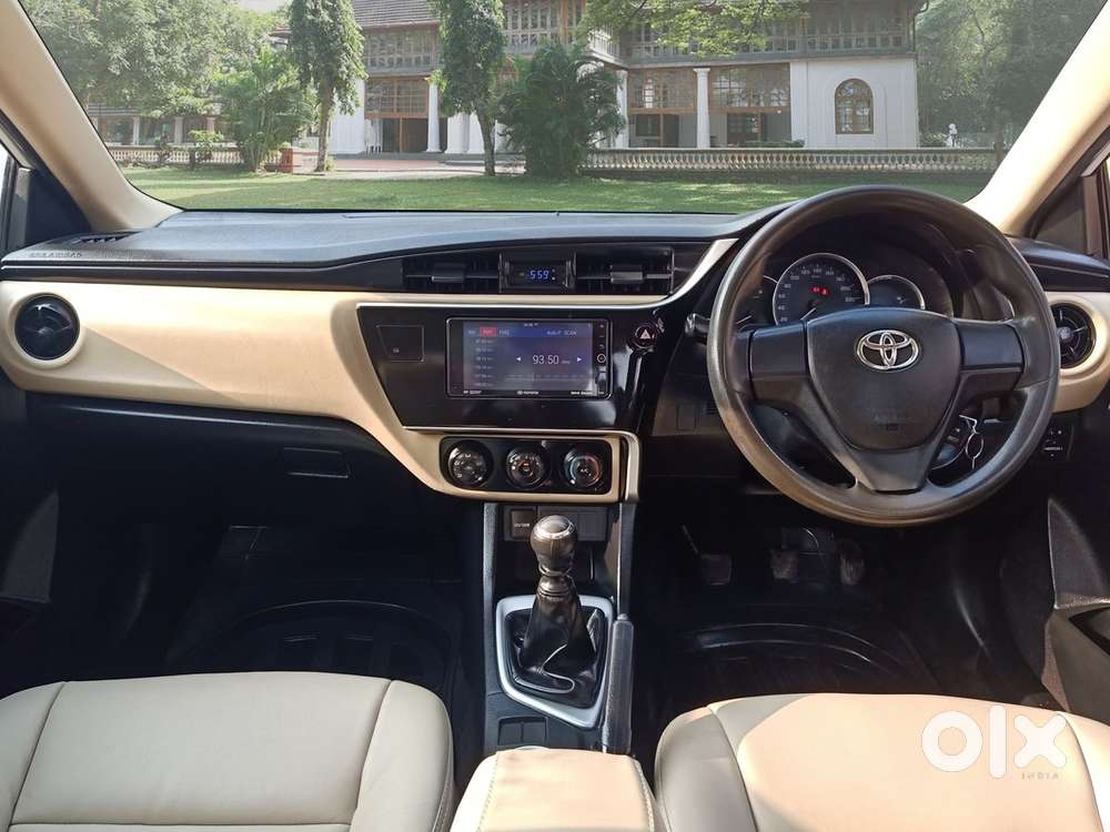 Toyota Corolla Altis