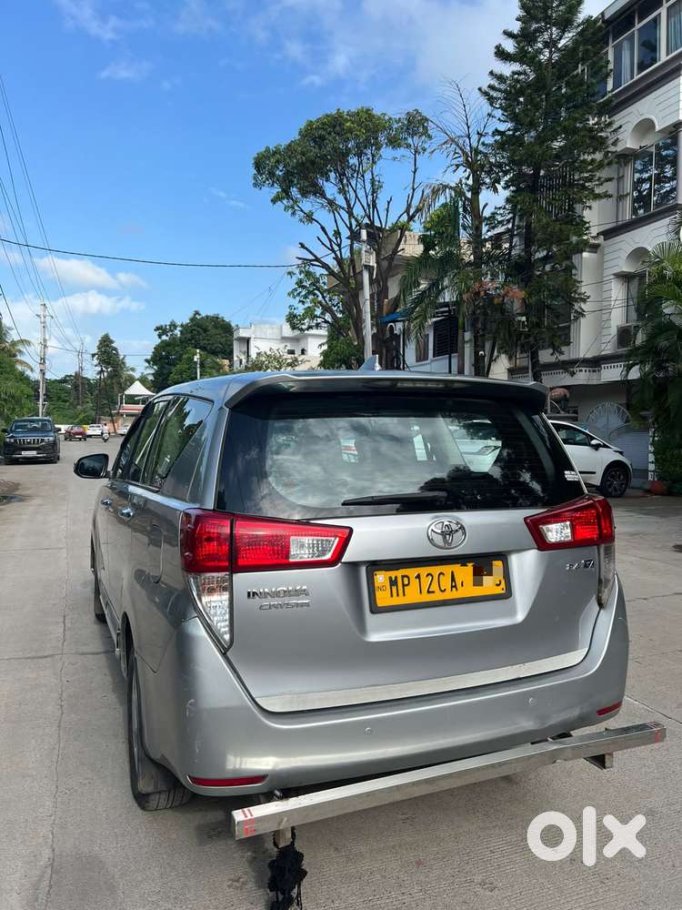 Toyota Innova Crysta 2.4 V 7 Str, 2018, Diesel