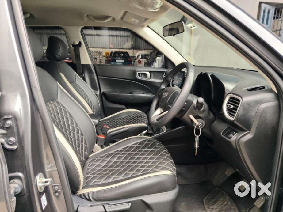 Hyundai Venue 1.2 S Plus, 2022, Petrol