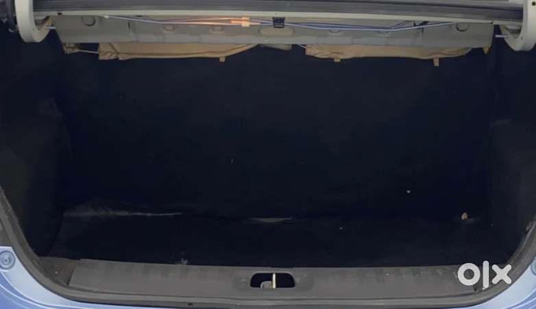 Maruti Suzuki Swift Dzire 1.2 Vxi Bsiv, 2016, Petrol