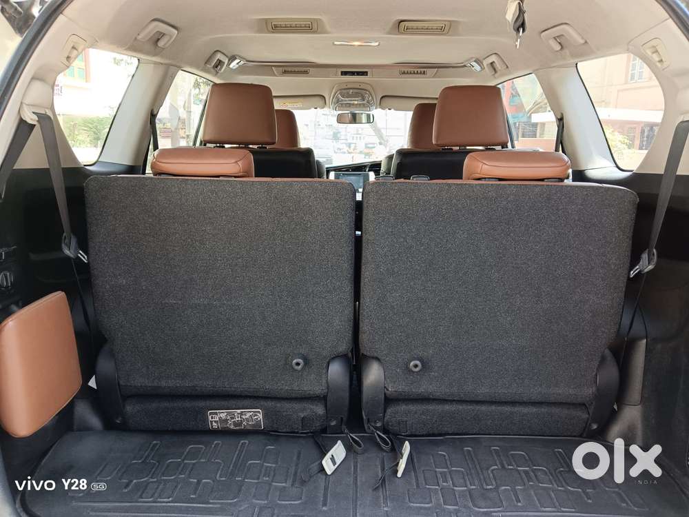 Toyota Innova Crysta 2.8z Automatic, 2019, Diesel