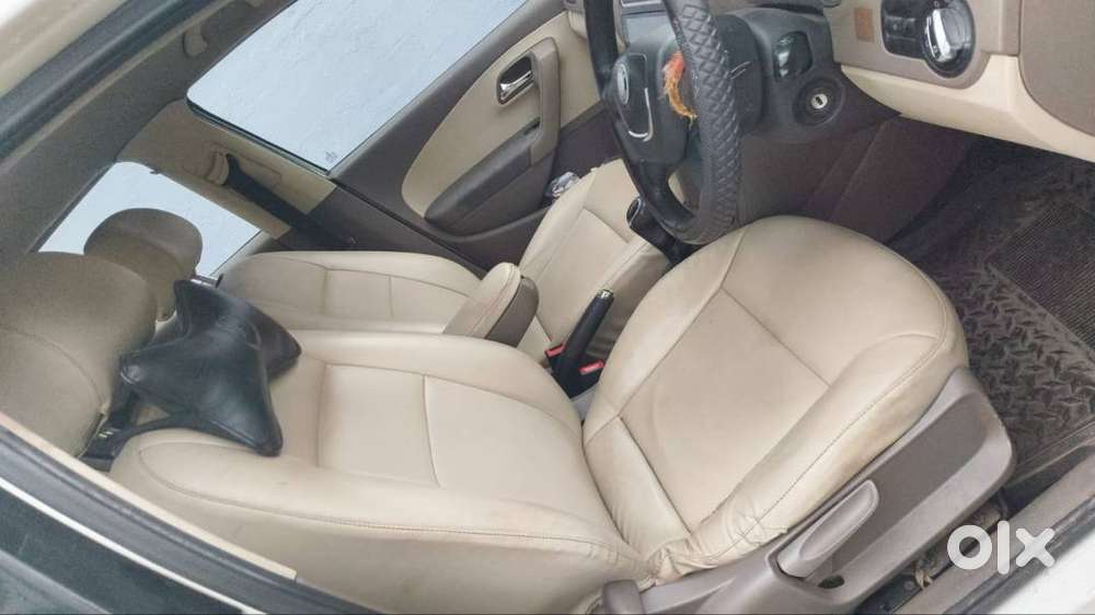Skoda Rapid 2012 January. Gadi Ki Condition Bhut Achi He