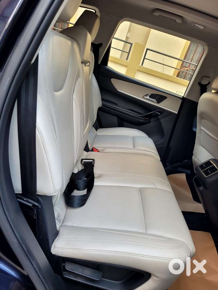 Mahindra Xuv700 2.2 Ax 7 Diesel Mt Luxury Pack Str, 2023, Diesel