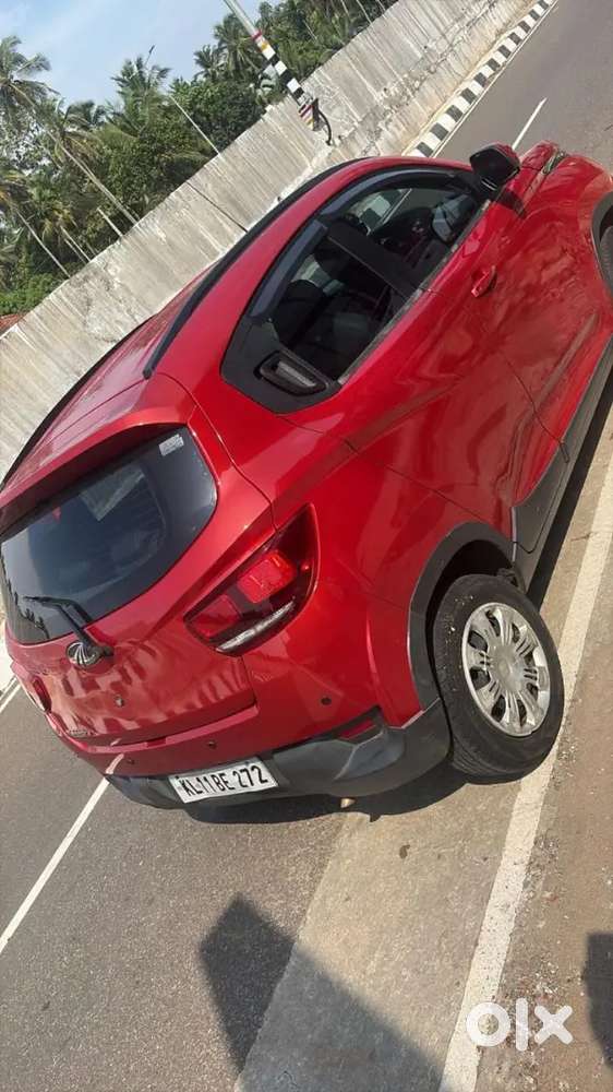Mahindra Kuv 100 2016 Petrol Well Maintained