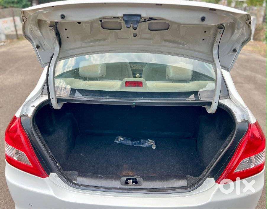 Maruti Suzuki Swift Dzire 1.2 Vxi, 2015, Petrol