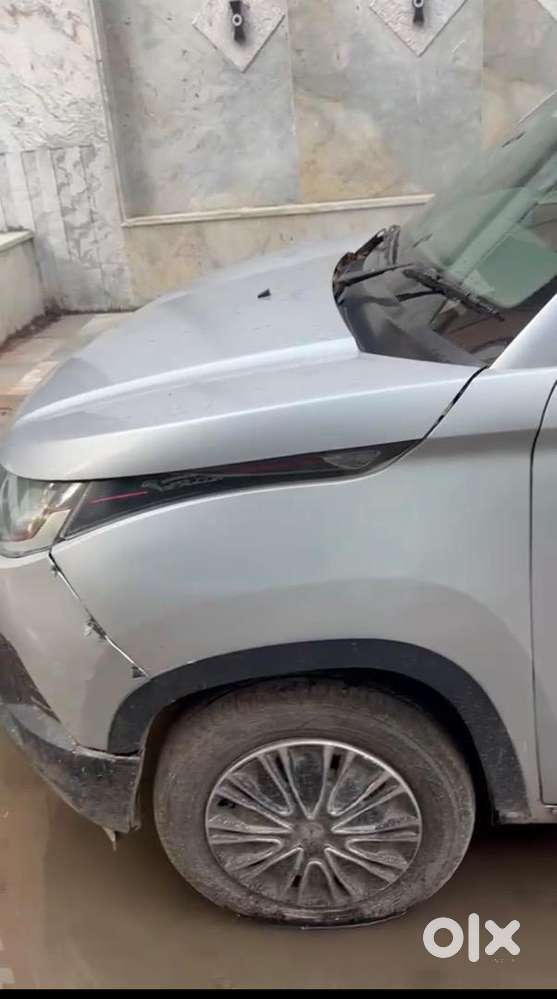 Mahindra Kuv100 Nxt 2017 Diesel Well Maintained