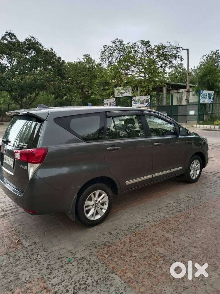 Toyota Innova Crysta 2.8 Gx At, 2017, Diesel