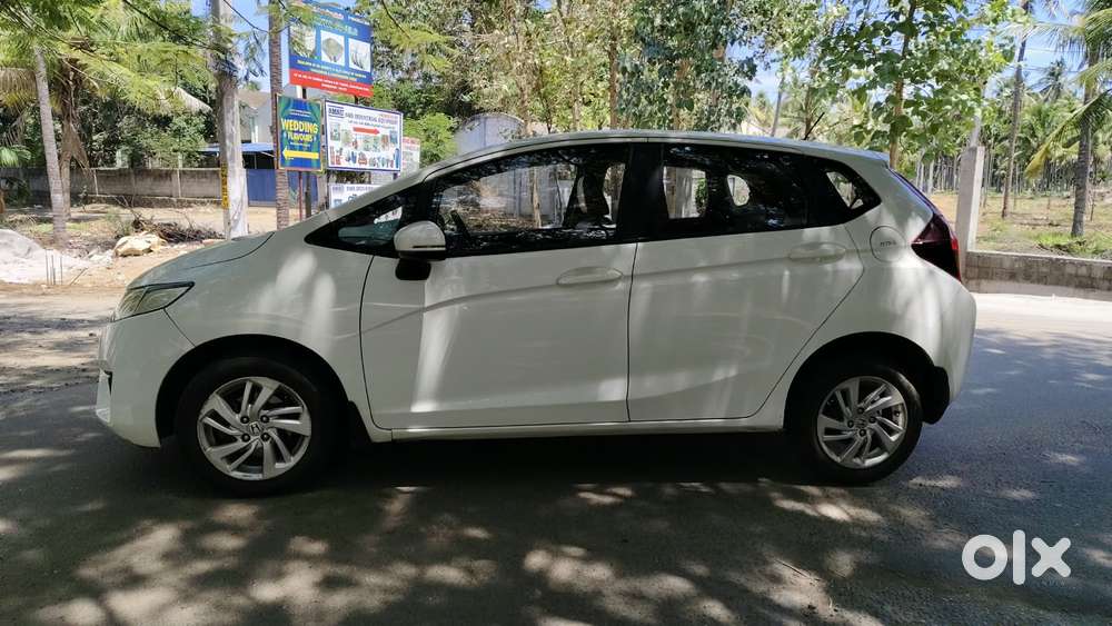 Honda Jazz V Automatic, 2017, Petrol