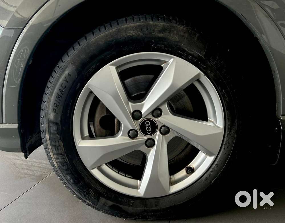 Audi Q3 40 Tfsi Premium Plus, 2023, Petrol