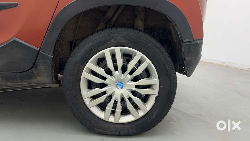 Mahindra Kuv 100 Mfalcon G80 K6, 2016, Petrol