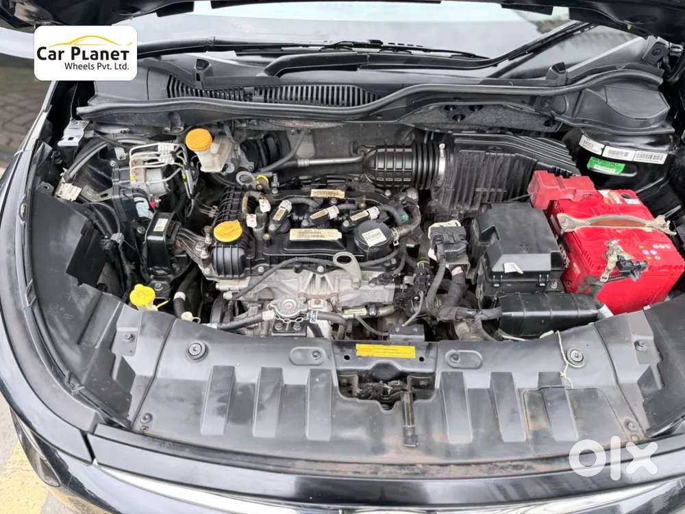 Tata Altroz 1.2 Xza Plus Dark Edition Dct, 2022, Petrol