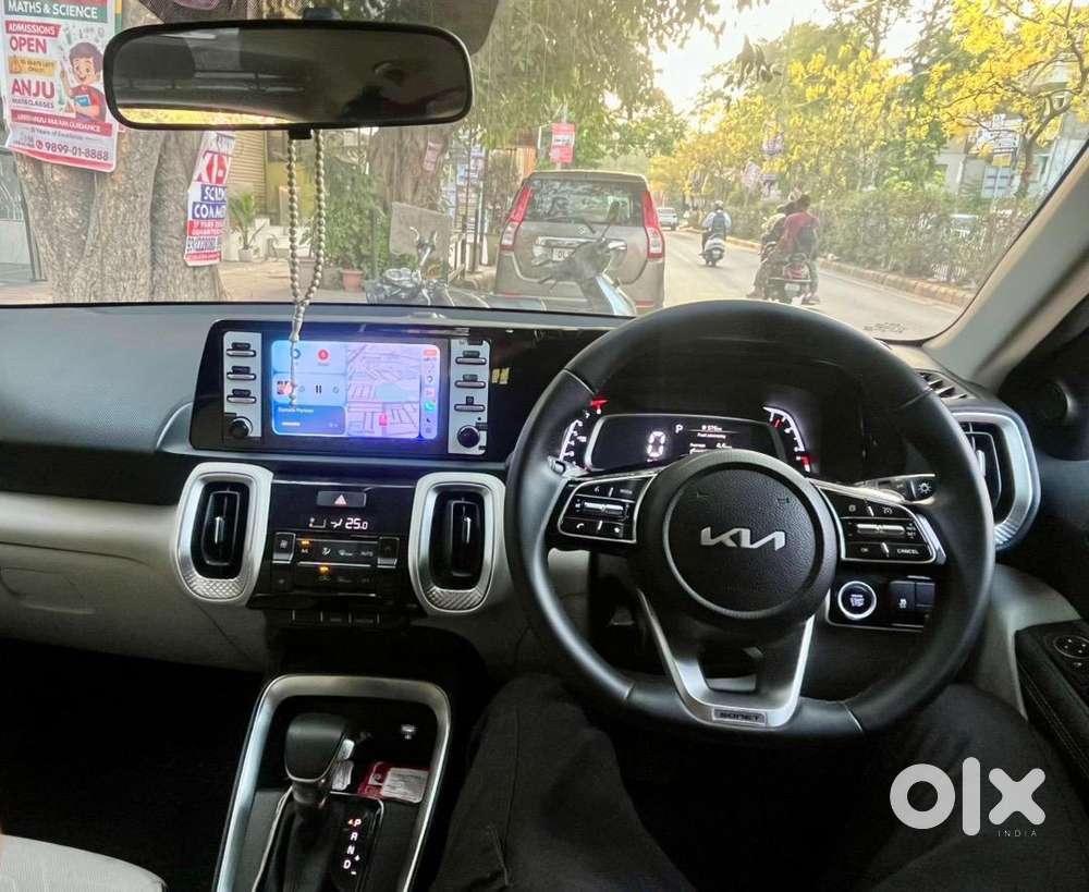 Kia Sonet 2023 Petrol Well Maintained
