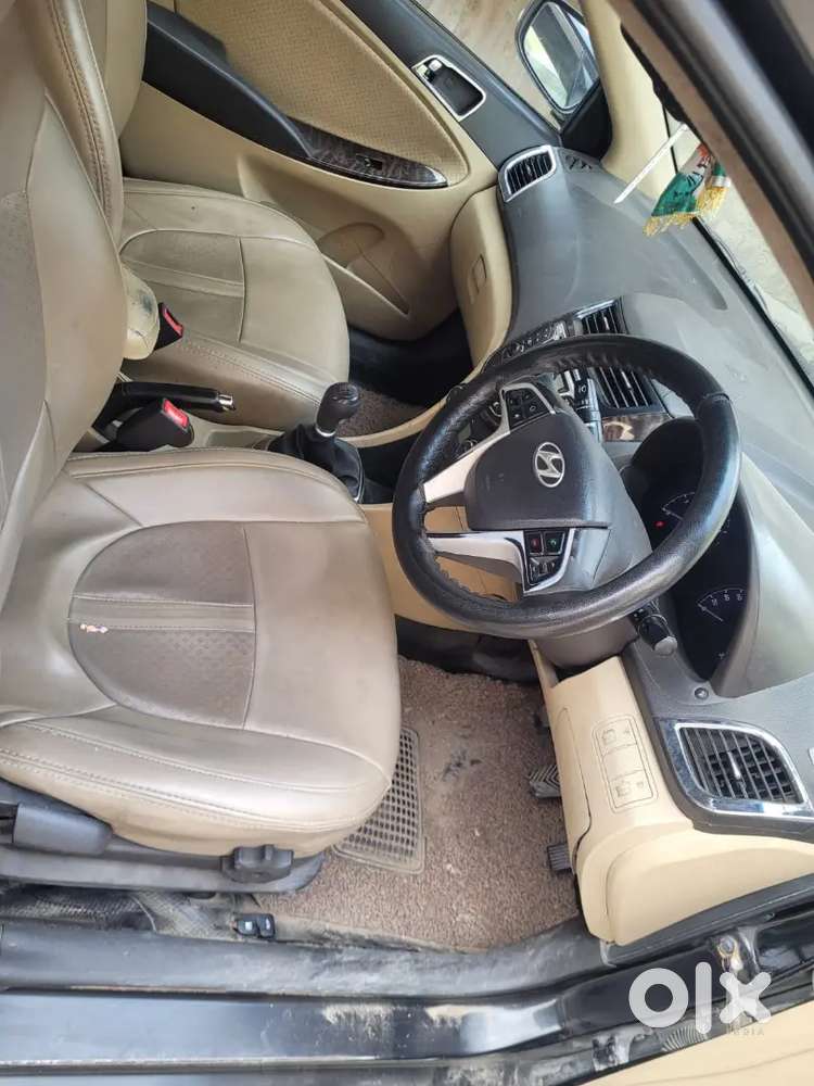 Good Condition Average Highway 25+ Balck Colour 4th Owner