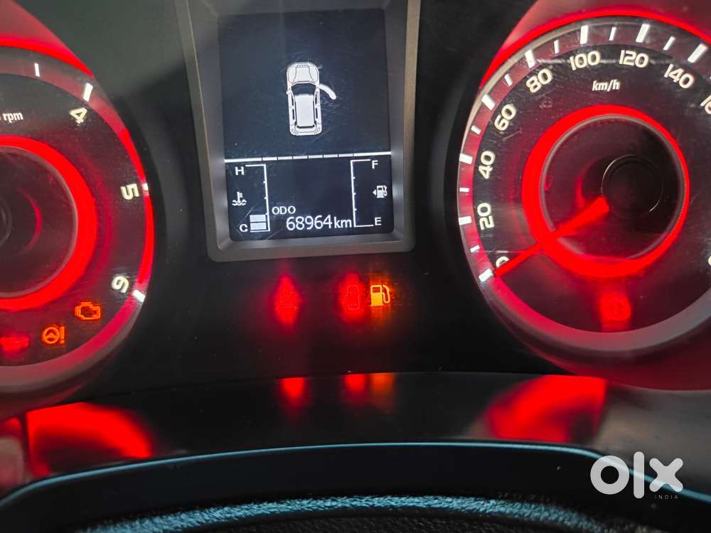 Mahindra Xuv300 W8 Option Diesel, 2022, Diesel
