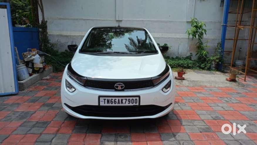 Tata Altroz Xz, 2022, Petrol