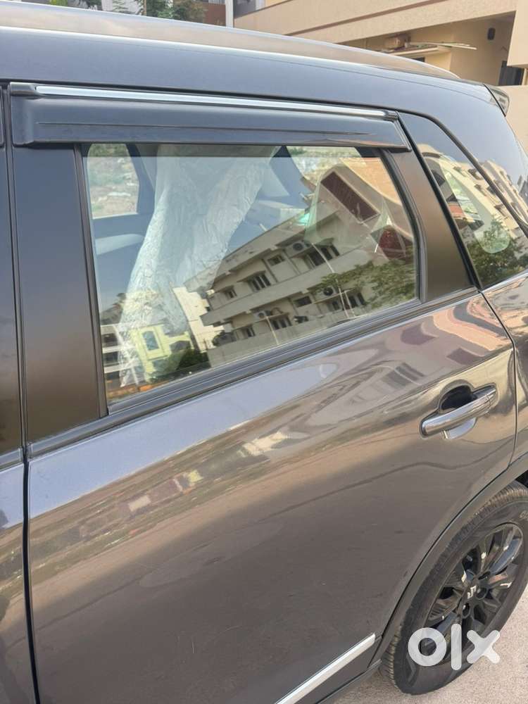 Maruti Suzuki Brezza Zxi 2021