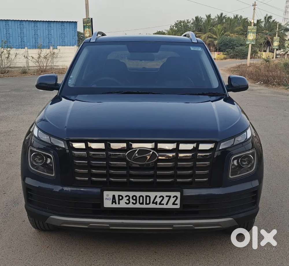 Hyundai Venue 2022 Diesel 55000 Km Driven