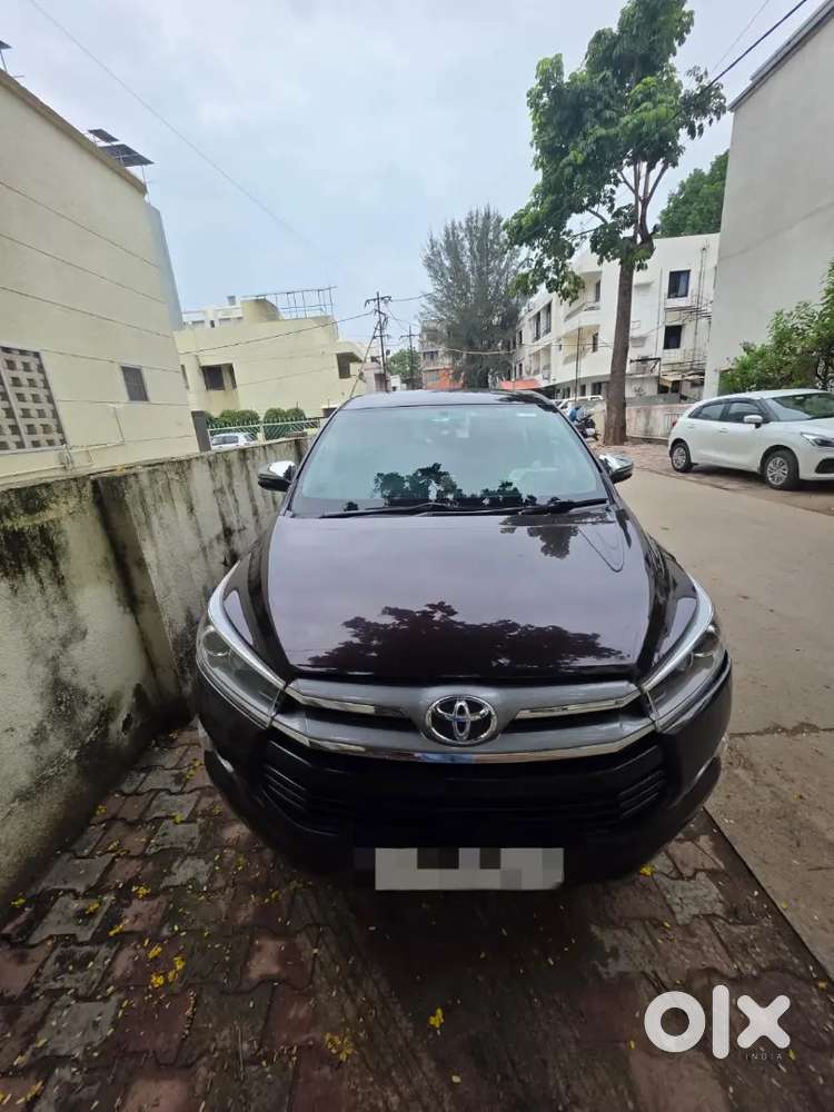 Toyota Innova Crysta 72000 Km 2017