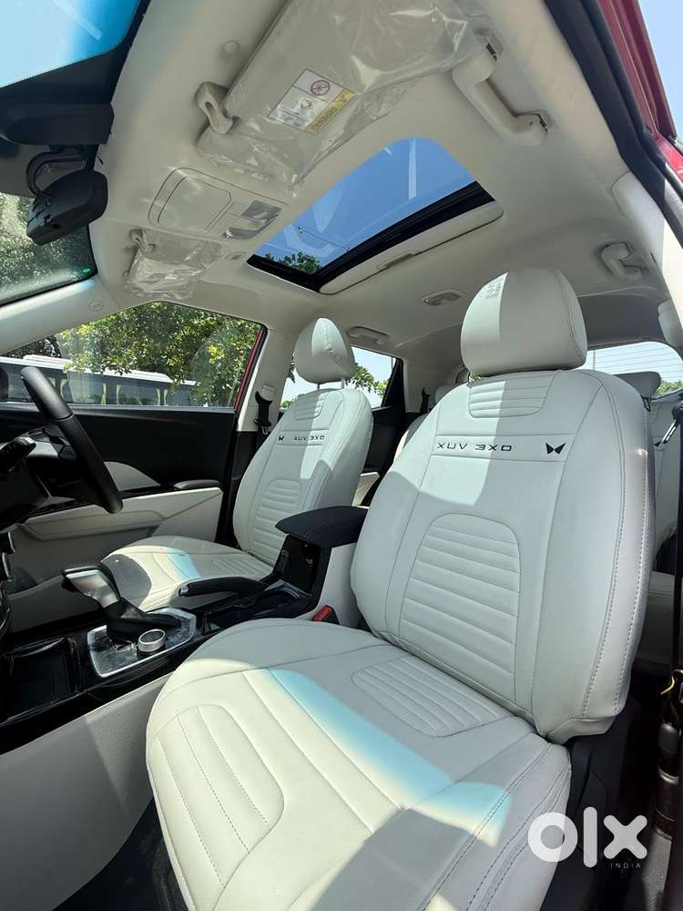 Mahindra Xuv 3xo Ax5 Pm At, 2025, Petrol