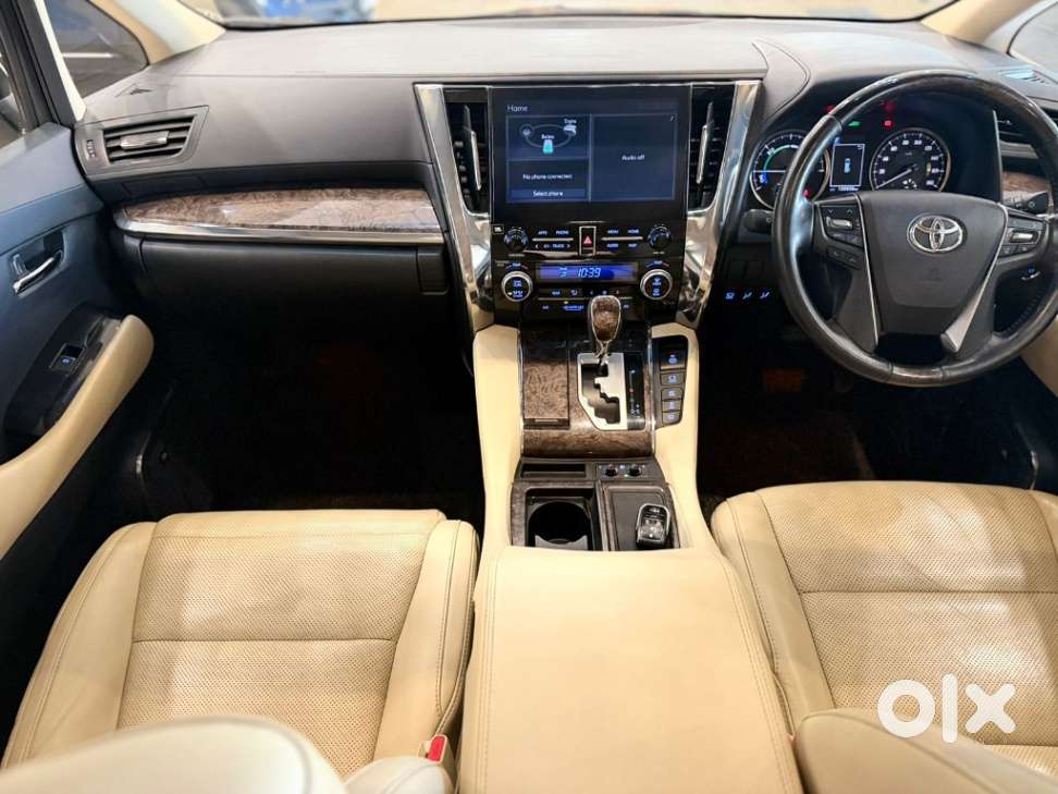 Toyota Vellfire 2.5 Executive Lounge, 2020, Petrol