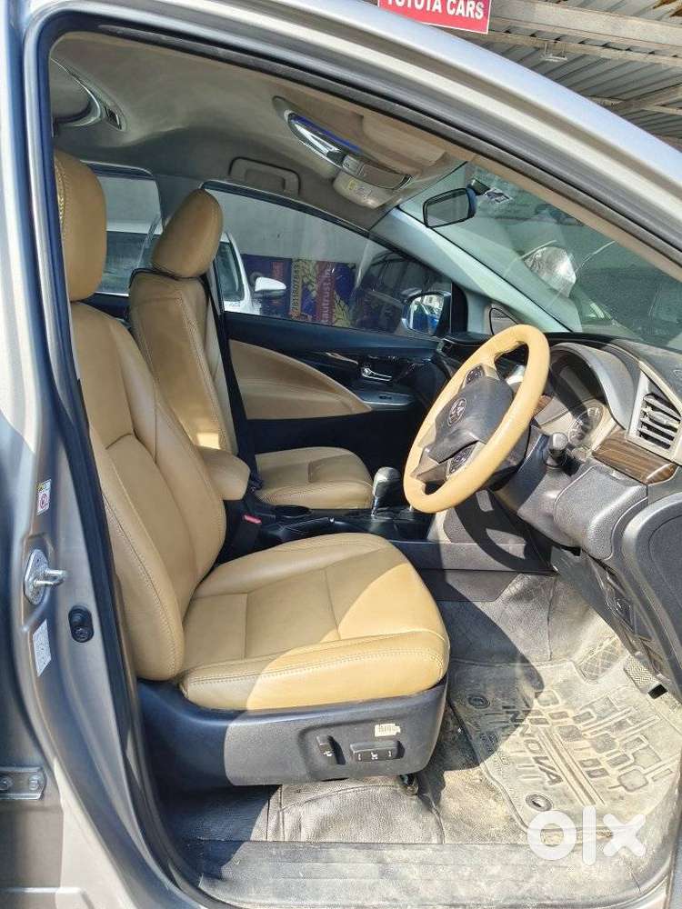 Toyota Innova Crysta 2.8z Automatic, 2017, Diesel