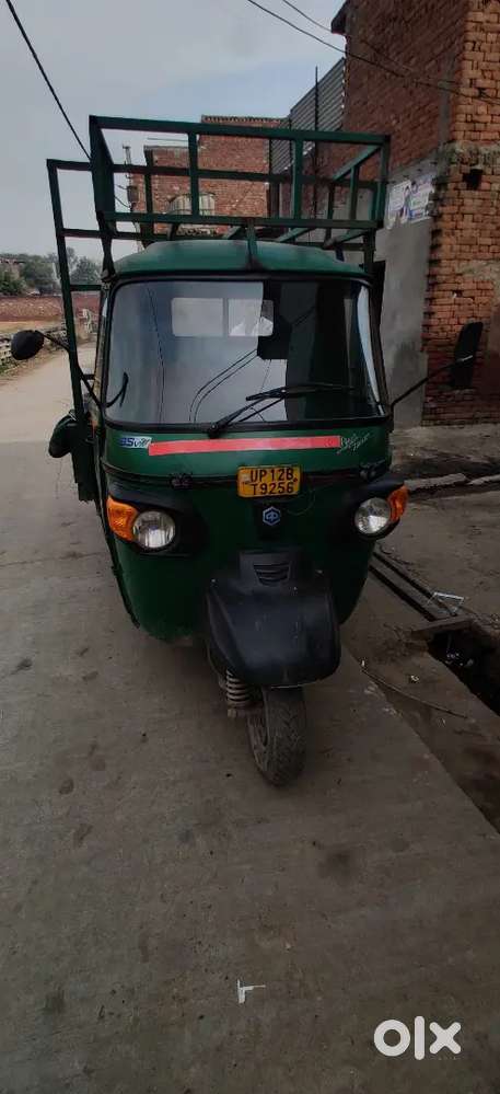 Tempo Cng Petrol