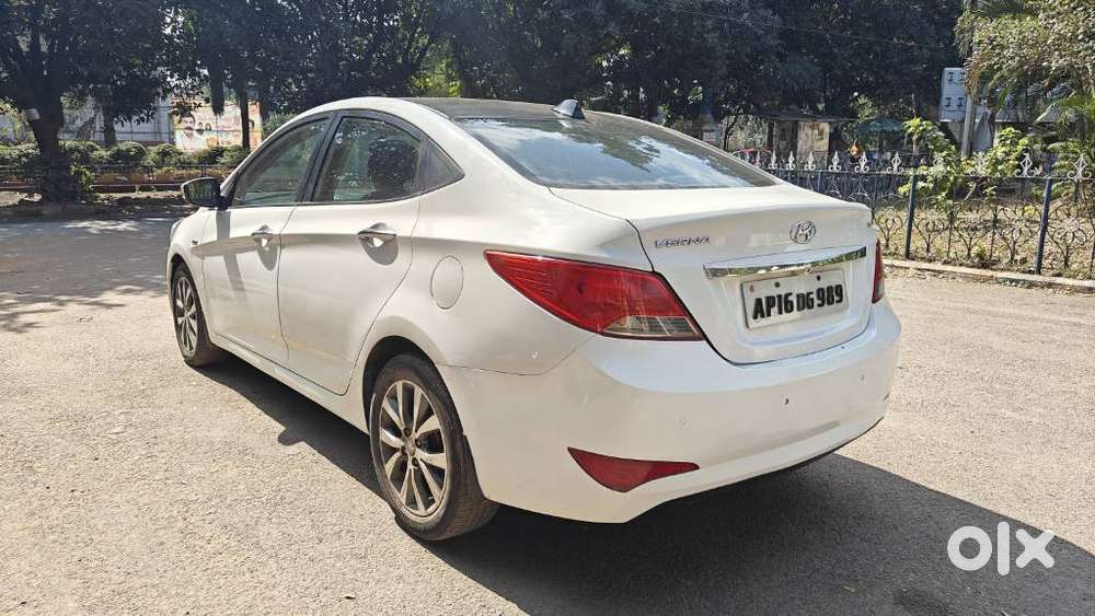 Hyundai Verna 1.6 Sx Crdi, 2015, Diesel
