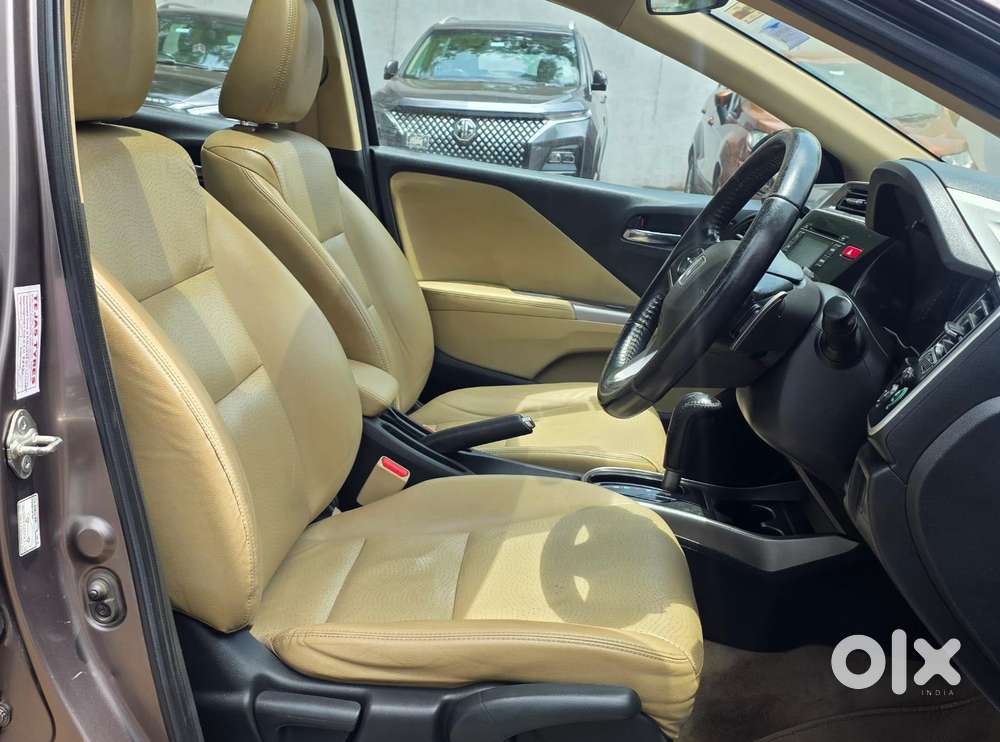 Honda City V At Sunroof, 2015, Petrol