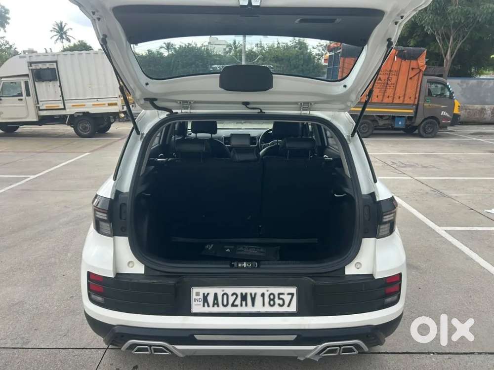 Hyundai Venue [2022-ongoing] 1.5 Crdi Sx, 2024, Diesel