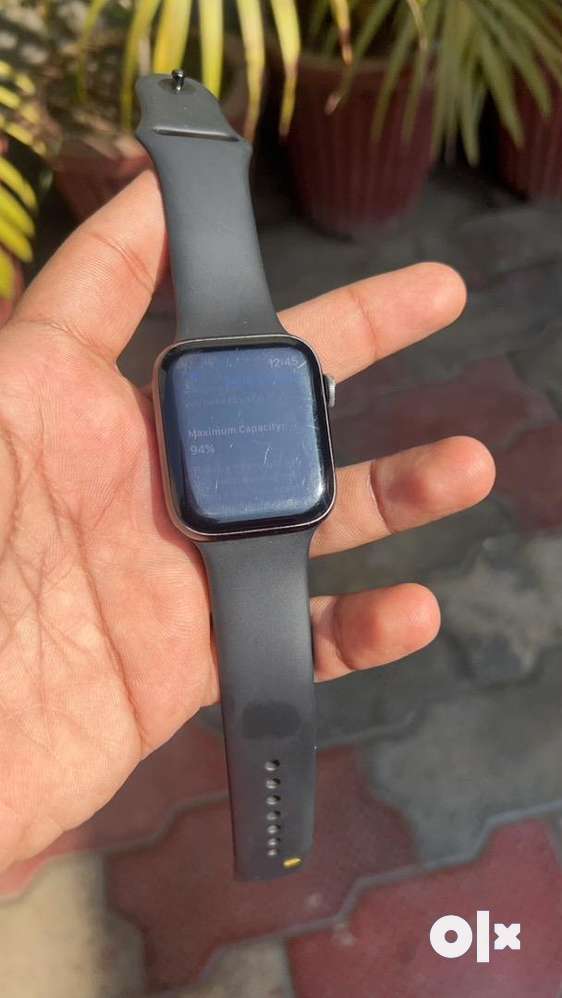 Olx apple cheap watch 1