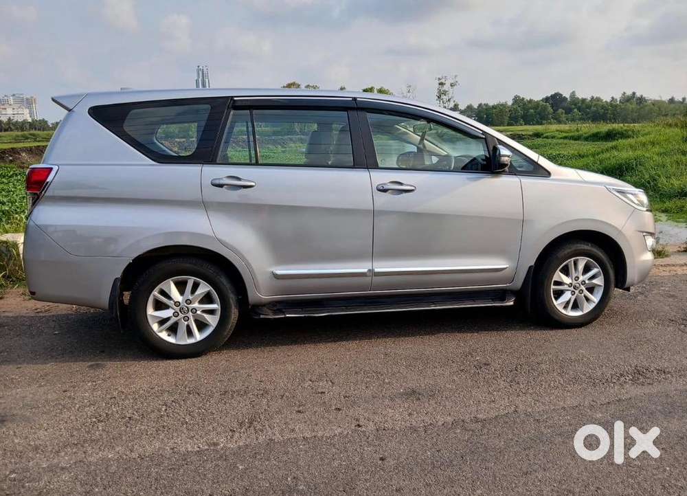 Toyota Innova Crysta 2019